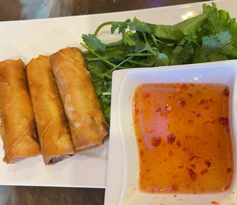 Imperial Vietnamese Chicken Egg Rolls