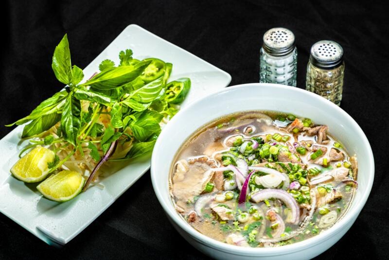 LY'S Pho