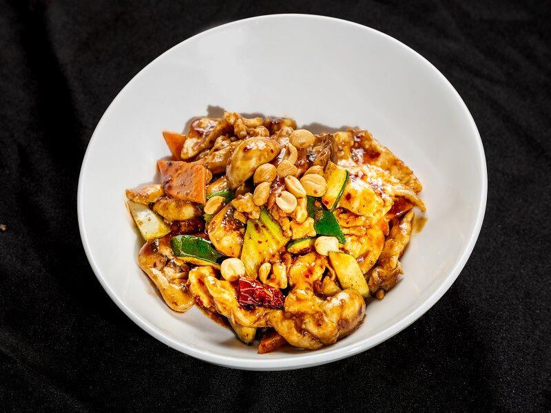 Kung Pao Chicken [SPICY]